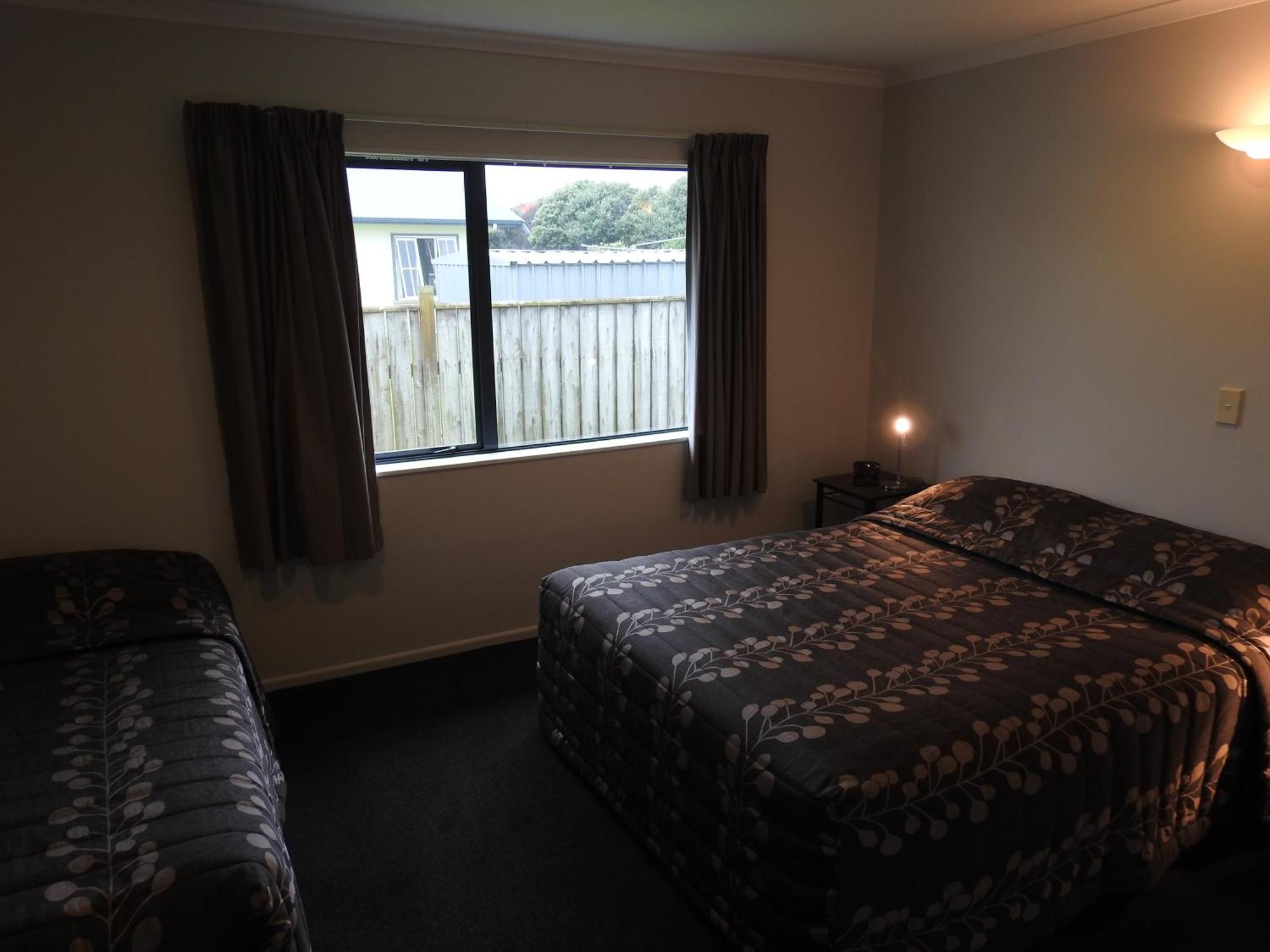 Tudor Lodge Motel Hawera Esterno foto